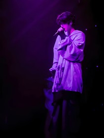 蔡徐坤：妹妹太软