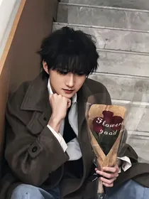TF家族黄朔：竹马他黑切白