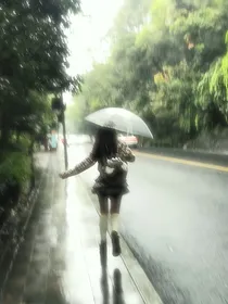 雨的少女