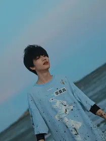 李嘉森：太阳与月亮并存
