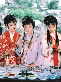 血十字：红楼