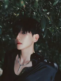 EXO：一抹朱砂