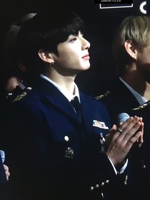 BTS：东京夜记梦