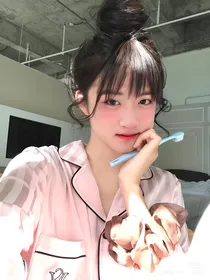 TF三代厂牌日常邓佳鑫的恋爱日