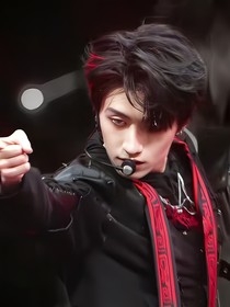 朱志鑫：朱总怀里宠