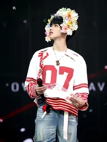 TOP登陆少年组合：星蚀