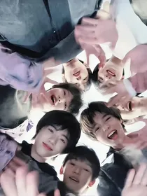 tf家族四代：全能女练习生