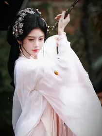 月鳞绮纪：念她名姓千万遍