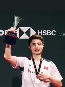 石宇奇，你是我的英雄主义