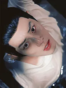 综影视：她美艳又疯批