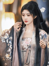 综：云若