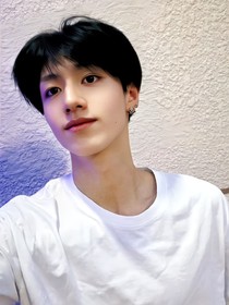 全加2025：初恋是个中二病