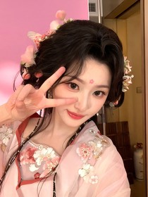 许鑫蓁：做我的玫瑰