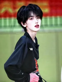 左千的小助理