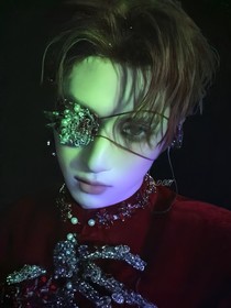 严浩翔：坏洋娃娃
