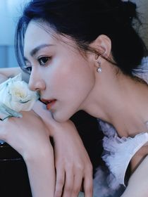 灵魂摆渡同人：无名之玥