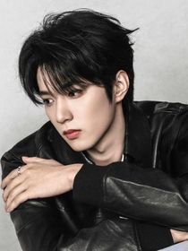 掉马后从万人慊变万人爱：抱歉我马甲有点多