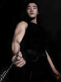 捕风追影：熙泰的专属黑玫瑰