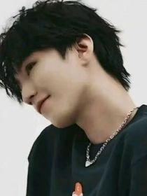 王俊凯：我穿越到男明星房间