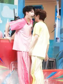 彩虹不如你的笑