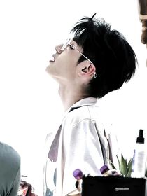 严浩翔：我的老婆最倔强