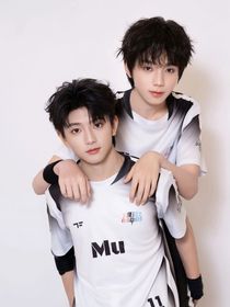 巷口的猫与少年