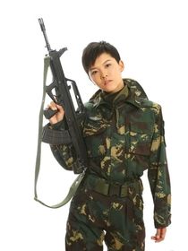 麻辣女兵之狼牙（战狼）