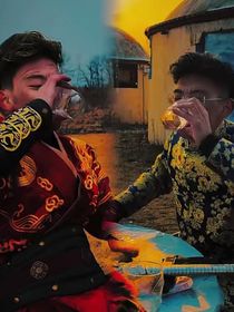 学生时代乱世间的斗争