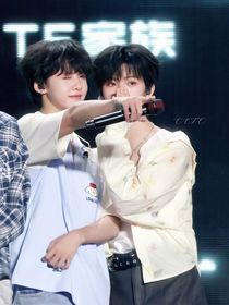 aii然：笨蛋小狐狸