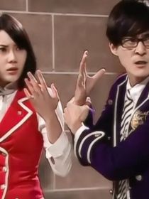 月亮旁边的那颗星