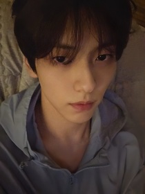 韩娱：我在男团搞雄竞