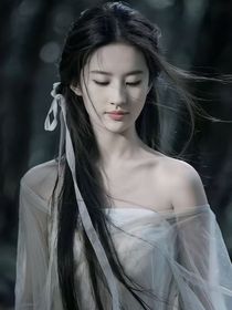 捕风追影：她似云