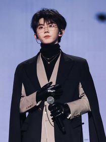 马嘉祺：亵渎玫瑰