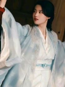 入青云：竹醉梦前尘