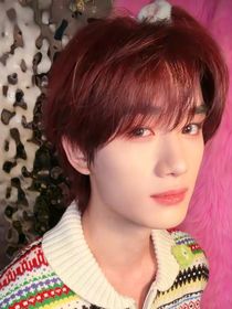 丁程鑫：我和顶流有个约