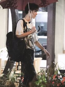 中餐：王俊凯的小盆友