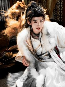 综：疯批美人她横行霸道