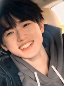 宋亚轩：捡到的老公是粘人精