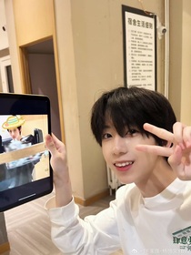 高冷男神的小心思