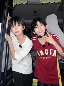 铭……恒……铭