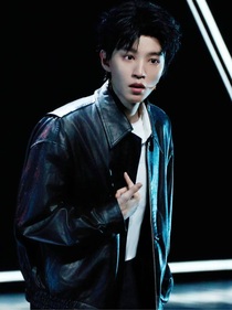 王俊凯：契约关系