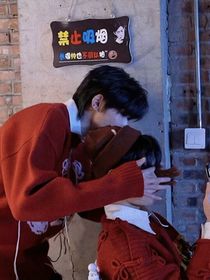 轩源：我不再是那个看着月亮的人了