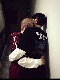 哥哥，你看见我尾巴了吗？