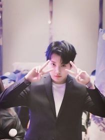 星光溺于眉眼间-d320