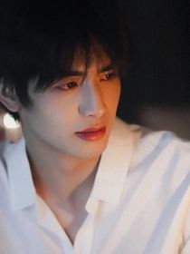 骄阳似我：她以色勾人