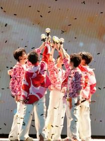 台风蜕变：顶流偶像养成计划