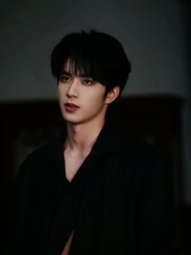 TNT：贵族学院罗曼史