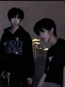 奇文桂瑞：卑微的明恋始终没变