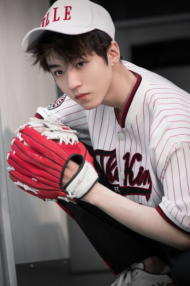 只有王俊凯坚持下来,tf家族因此得以存续