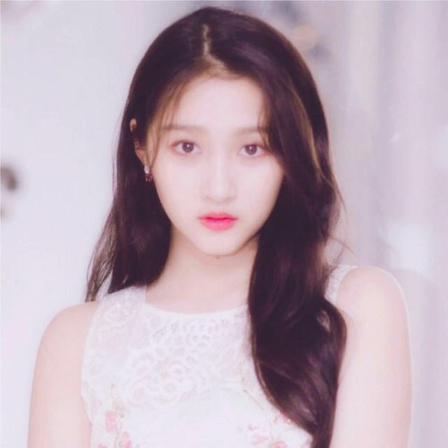 关晓彤精美头像